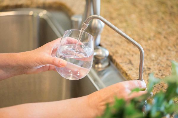 difference between reverse osmosis and water softener